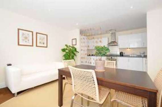 2 bedroom Flat to re...